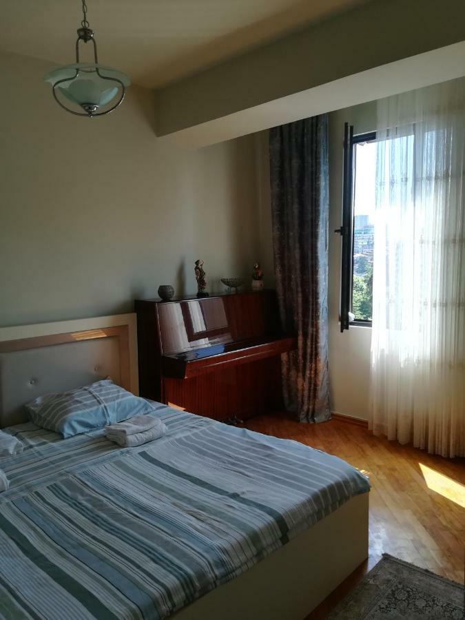 Davka Apartments Batumi Eksteriør bilde